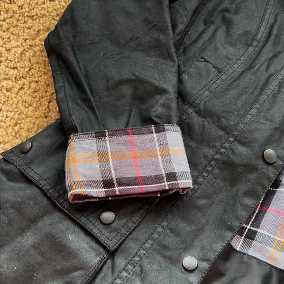 Barbour Black Beadnell Waxed Jacket - Picture 4 of 8